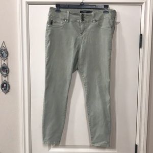 Torrid Denim sage stretchy and super comfy Capris/boyfriend ankle Sz 16 …